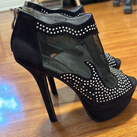 High heels Stepss shoes - Picture 3 of 5
